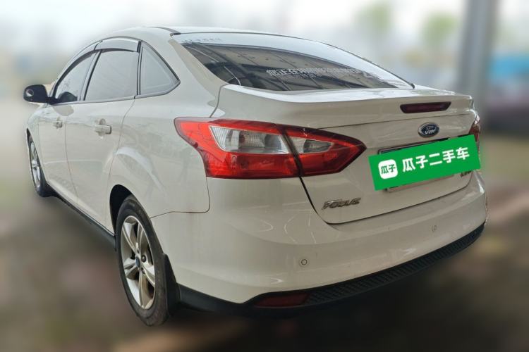 Used Ford Focus 2012 Sedan 1.6L Automatic Fashion Edition