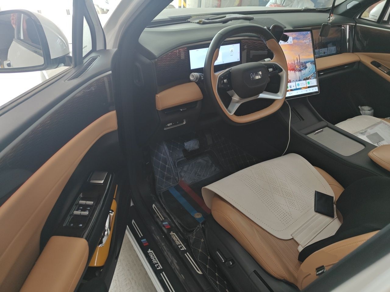 Geely Galaxy L7 2023 1.5T 115 km MAX — снимка 16