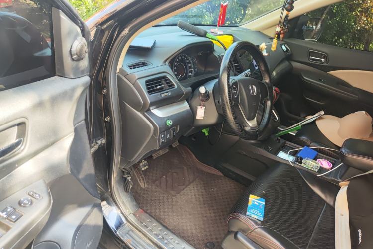 Used Honda CR-V 2016 2.0L two-wheel drive Urban Edition Driver Seat