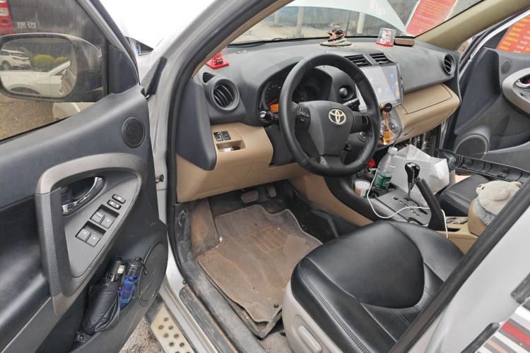 Used Toyota RAV4 2011 2.4L Automatic 4x4 Luxury Edition