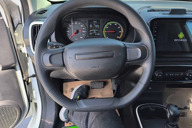 Used Roewe Clever 2022 311km QiQi BoBo Edition Steering Wheel