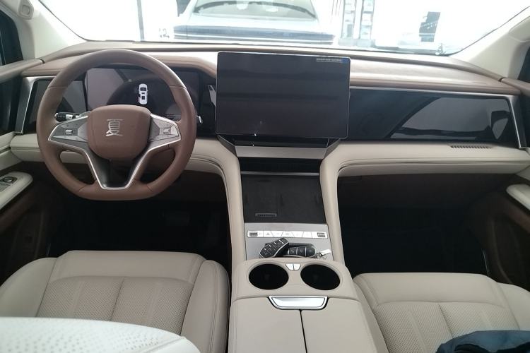 Used BYD Xia 2025 DM-i 1.5T 180km Beyond Edition Interior 2