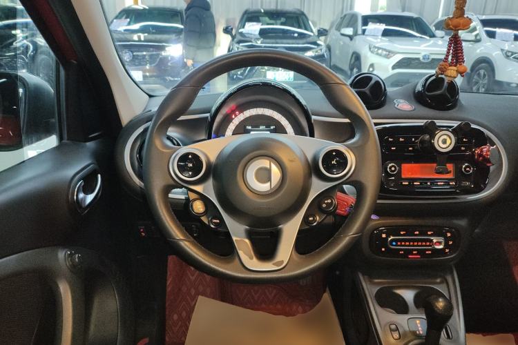 Used smart forfour 2016 1.0L 52 kW Passion Edition