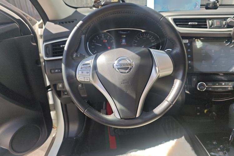 Used Nissan X-Trail 2016 2.5L CVT Sport Edition 4WD
