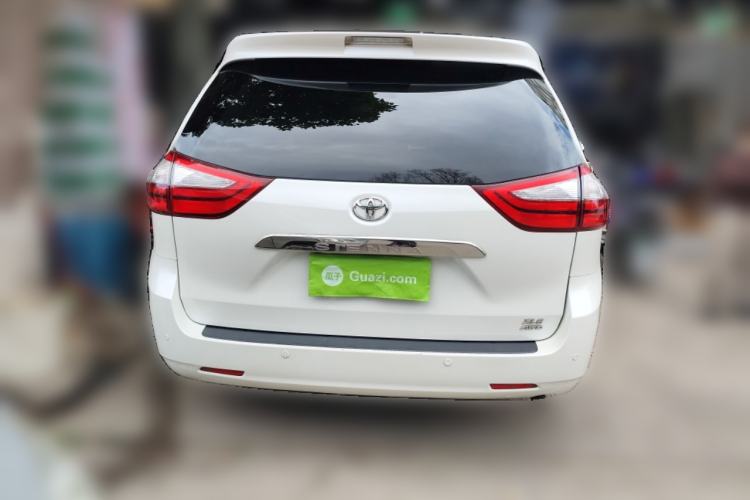 Used Toyota SIENNA 2015 3.5L 4WD LE Gasoline U.S. Specification