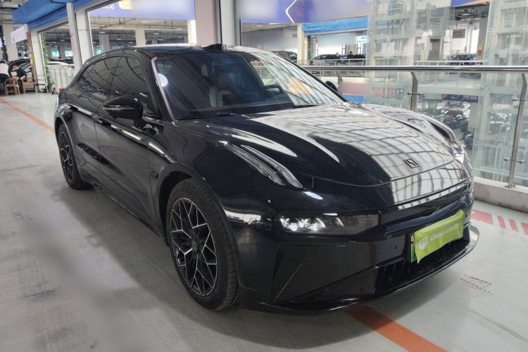 Used Zeekr 001 2024 WE Edition 95 kWh All-Wheel Drive Front Right 45 Deg