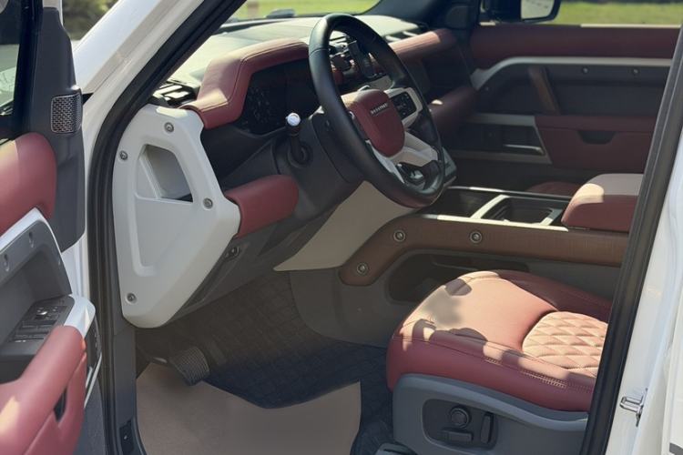 Used Land Rover Defender 2021 110 P400 SE