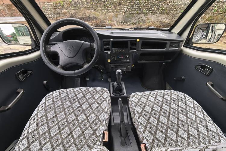 Used Wuling Zhiguang 2013 1.0L Practical Version
