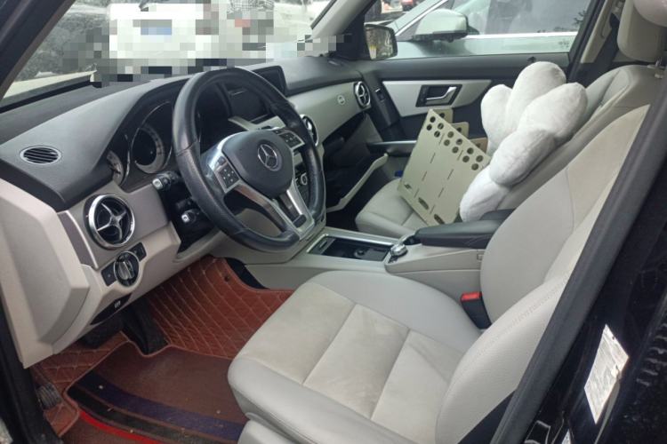 Used Mercedes-Benz GLK-Class 2015 GLK 260 4MATIC Dynamic Edition Ultimate Version Left Front Seat