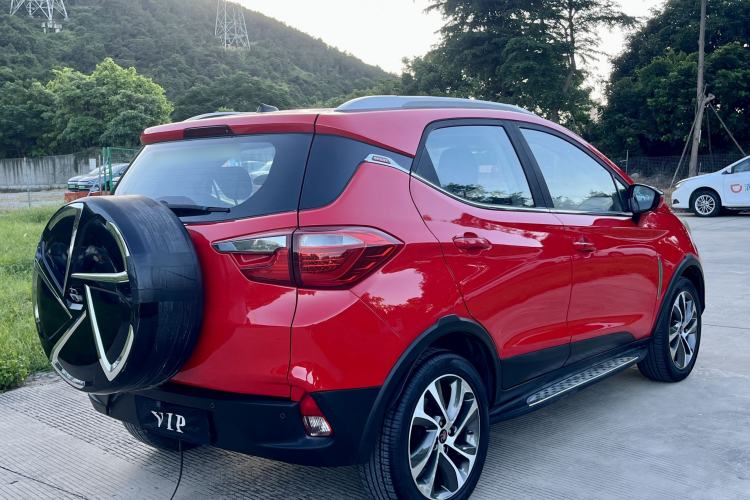 Used BYD Yuan 2016 1.5L Manual Luxury Version
