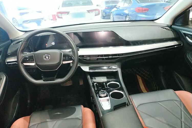 Used CHANGAN Eado 2023 Changan Edition PLUS Blue Whale NE 1.4T GDI DCT Prestige Version
