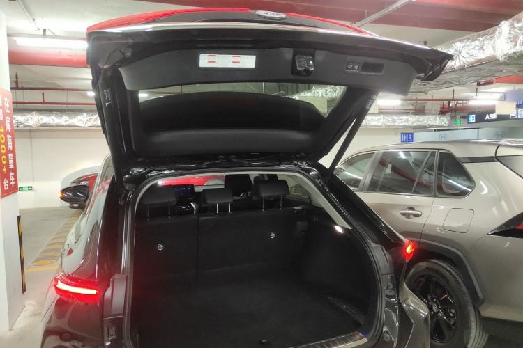 Used Toyota Venza 2023 2.5L Smart Electric Hybrid Dual-Drive Prestige Version