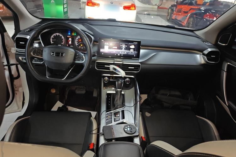 Used Geely Auto Coolray 2020 PRO 240T DCT Hunter
