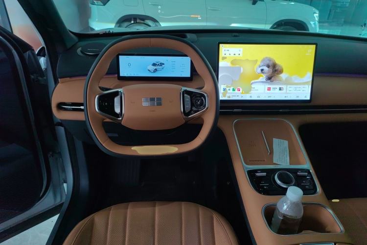 Used Geely Galaxy Xingjian 7 EM-i 2025 120km Flagship Edition
