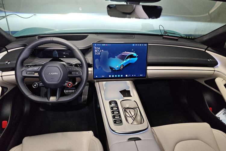 Used Xiaomi Auto SU7 2024 Four-Wheel Drive Ultra-Long Range Advanced Intelligent Driving Max Edition Center Console