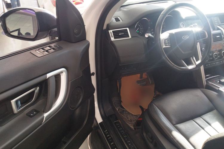 Used Land Rover Discovery Sport 2018 240 PS SE Version