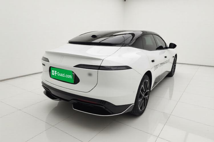 Used Avatr 06 2025 Ultra Pure Electric Edition Rear Right 45 Deg