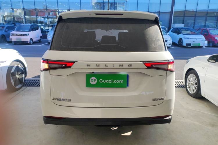 Used Wuling Jiachen 2022 1.5L Manual Enjoyment Elite Model
