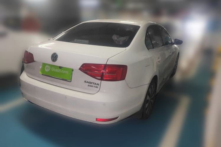 Used Volkswagen Sagitar 2017 230TSI Automatic Comfort Version