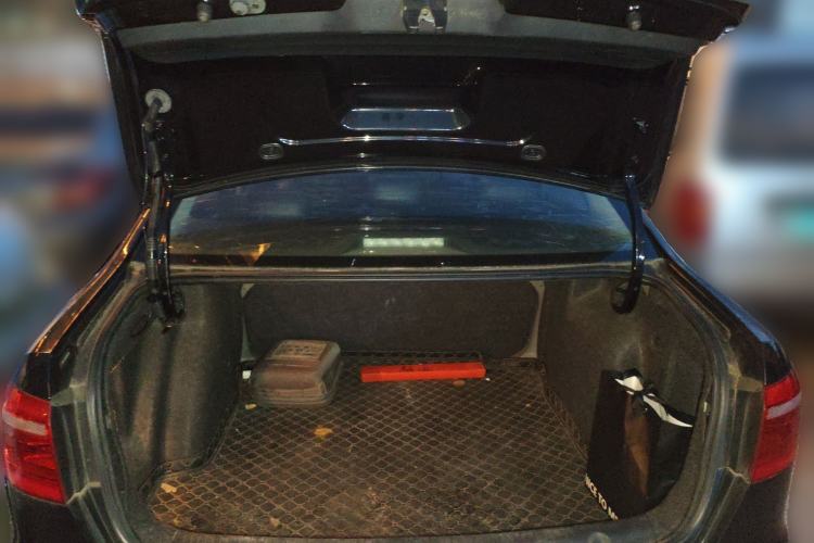 Used Volkswagen Lavida 2013 Revised Classic 1.6L Manual Fashion Edition
