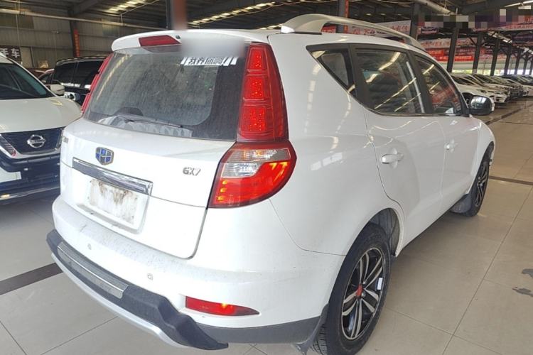 Used Geely Auto GX7 2015 Sports Edition 2.0L Automatic Luxury Upgrade Version China V Standard