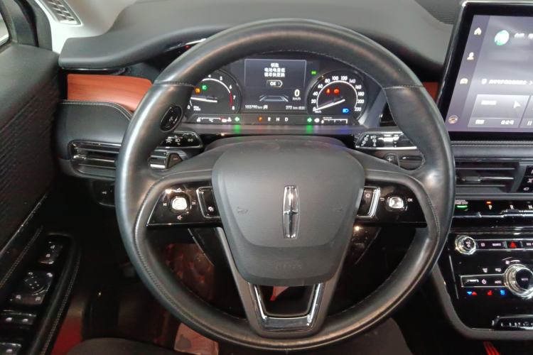 Used Lincoln Corsair 2020 2.0T Two-Wheel Drive Luxury Edition Steering Wheel