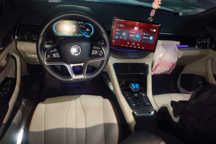 Used BYD Song PLUS New Energy 2021 DM-i 110KM Flagship PLUS Center Console