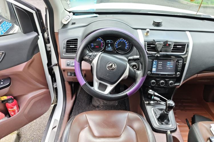 Used FORTHING SX6 2016 1.6L Manual Luxury Model
