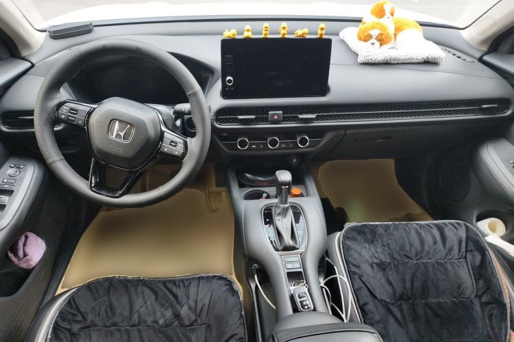 Used Honda ZR-V 2023 1.5T CVT Tech Edition Center Console