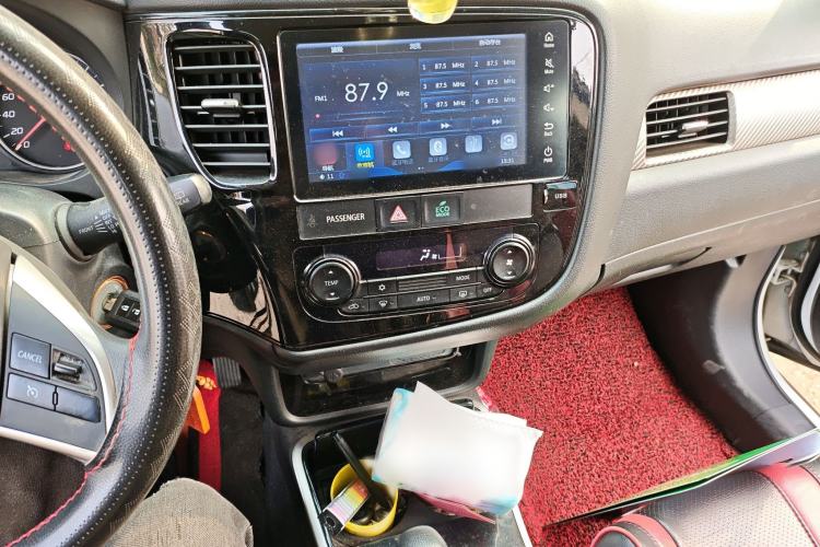 Used Mitsubishi Outlander 2018 2.0L Two-Wheel Drive Fashion Edition 5 Seats