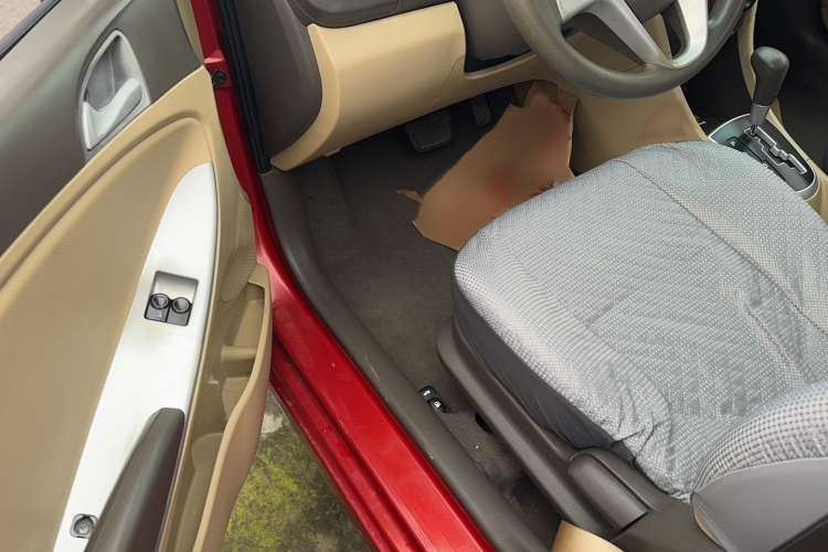 Used Hyundai Verna (older generation) 2013 Sedan 1.4L Automatic Standard GL Model
