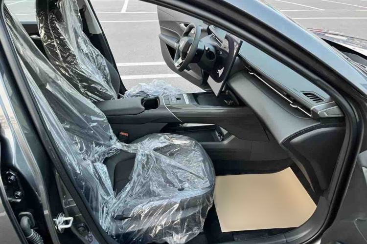 Used Changan Eado PHEV 2025 Smart New Blue Whale 145KM High-Energy Edition