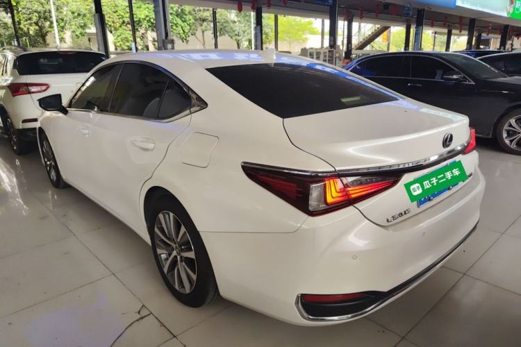 Used Lexus ES 2018 200 Excellence Edition China V Standard

