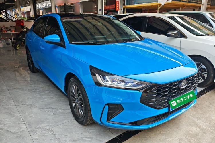 Used Ford Focus 2022 Sedan EcoBoost 180 Automatic Performance Edition Front Right 45 Deg