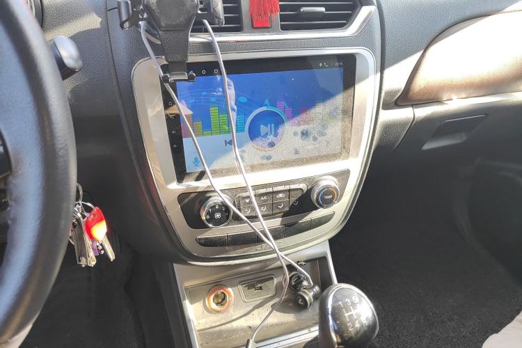 Used JAC V7 2018 2.0L Two-Wheel-Drive Luxury Long-Wheelbase HFC4GA3-3D