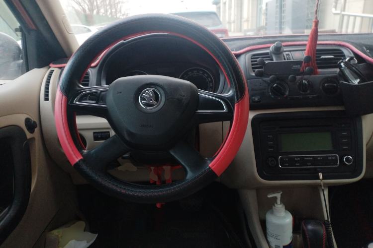 Used Skoda Fabia 2014 1.6L Scout