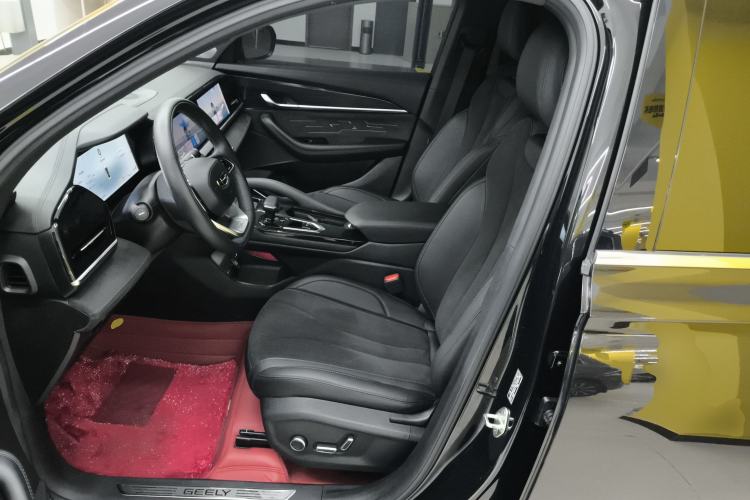 Used Geely Auto Monjaro L 2024 2.0TD High-Power Automatic Two-Wheel Drive Skyline Edition
