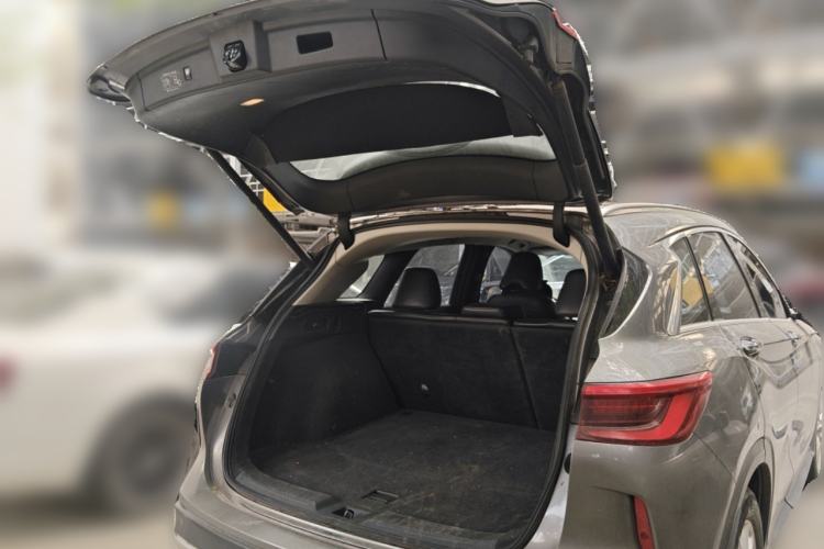 Used Infiniti QX50 2018 2.0T Two-Wheel Drive Fashion Edition Trunk