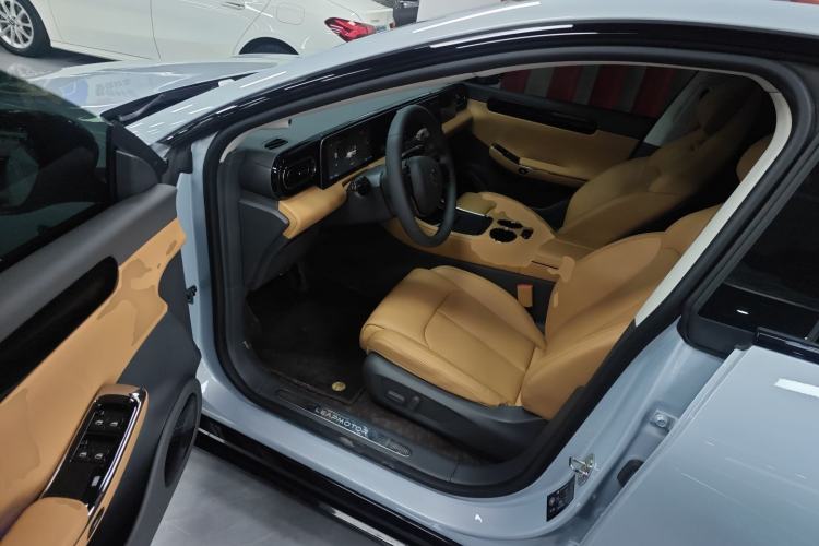 Used Leapmotor C01 2024 Pure Electric 525 Luxury Edition Driver Seat