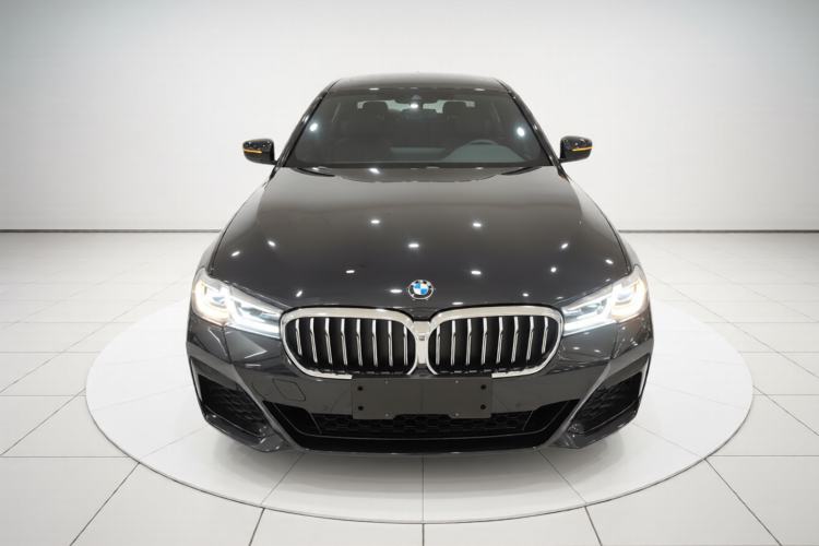 Used BMW 5 Series 2022 Restyled 530Li Leading Edition M Sport Package

