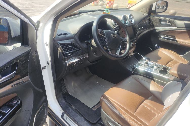 Used BYD Tang New Energy 2015 2.0T Four-Wheel-Drive Flagship Model