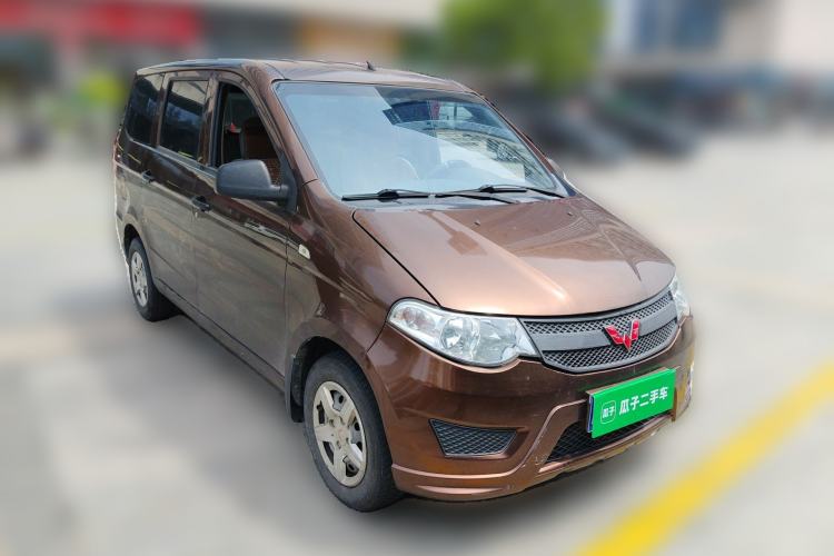 Used Wuling Hongguang 2018 1.5L Classic S Base Model Front Right 45 Deg