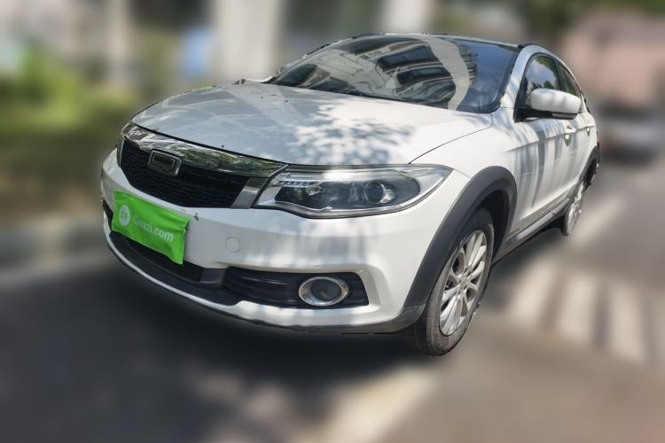 Used Qoros 3 2016 Urban SUV 1.6T Automatic Zhiyue Model