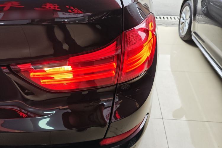 Used BMW 5 Series GT 2015 528i Leading Model