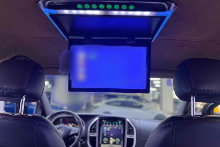 Used Mercedes-Benz V-Class 
