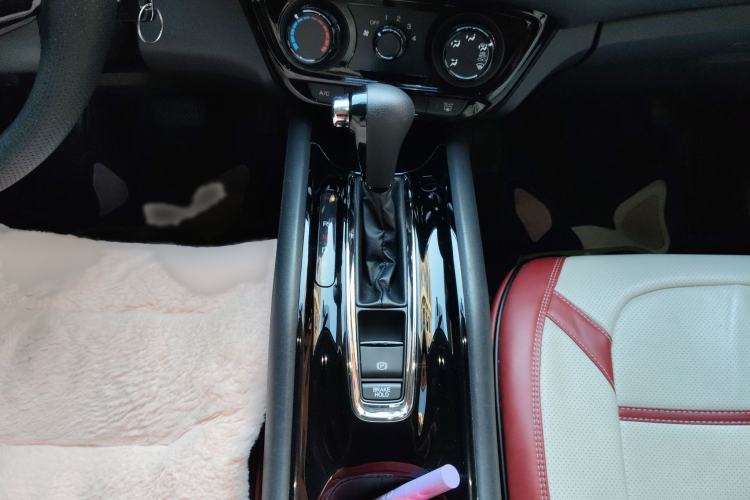 Used Honda Vezel 2022 1.5L CVT Phantom Night Pioneer Edition
