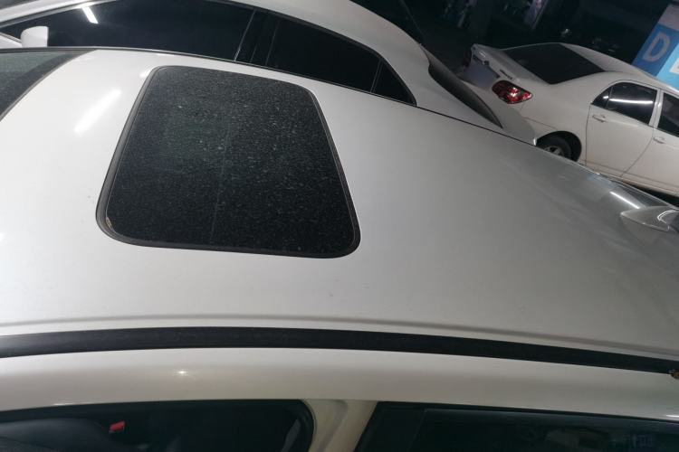 Used Honda Jade 2017 1.8L automatic Comfort version 5 seats
