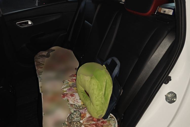 Used Kia KX Cross 2017 1.4L AT GLS
