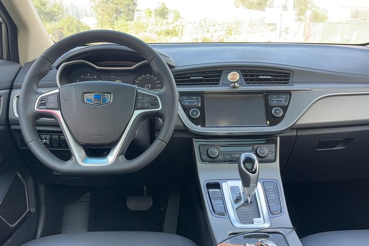 Used Geely Auto Emgrand GS 2016 Elegant Edition 1.3T Automatic LingShang Model
