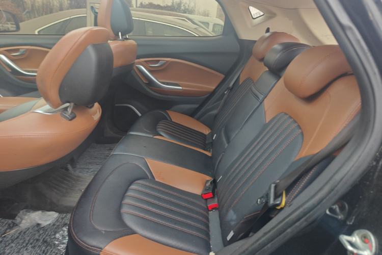 Used Soueast DX7 2017 1.5T Manual Luxury Model
